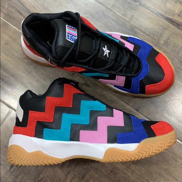 CONVERSE VLTG MID black/university red - Picture 10 of 16